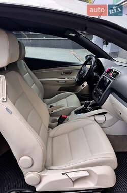 Кабріолет Volkswagen Eos 2012 в 