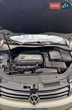 Кабріолет Volkswagen Eos 2012 в 