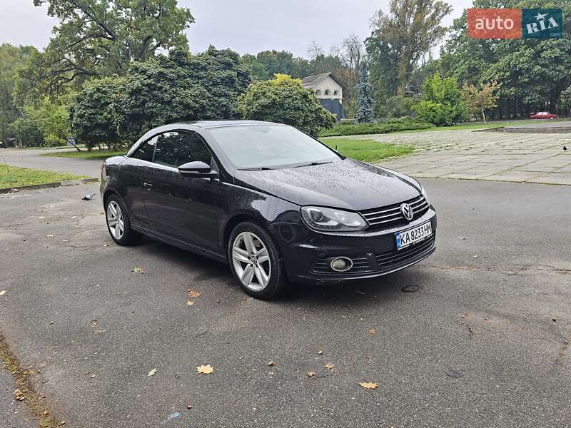 Кабриолет Volkswagen Eos 2012 в Киеве