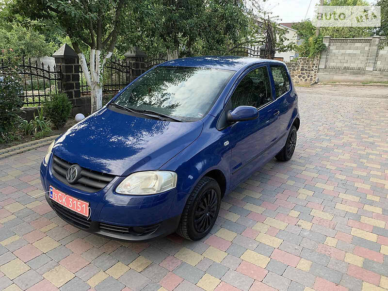 Хэтчбек Volkswagen Fox 2006 в Ровно