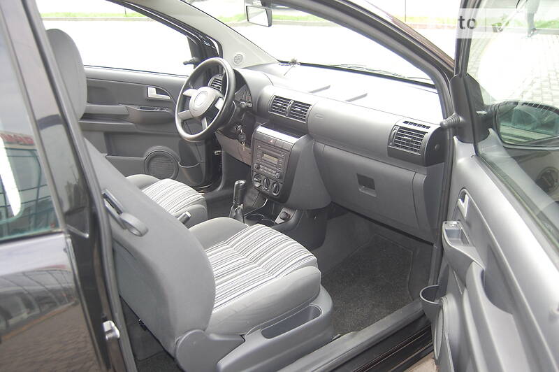Купе Volkswagen Fox 2006 в Хмельницькому
