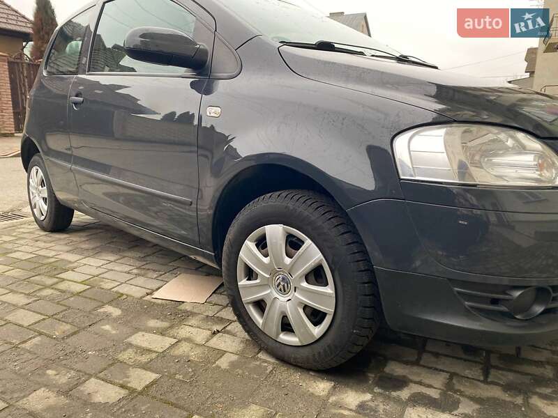 Хетчбек Volkswagen Fox 2005 в Івано-Франківську