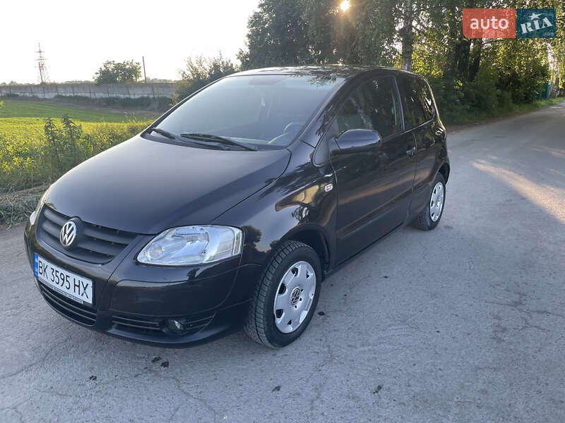 Хетчбек Volkswagen Fox 2006 в Дубні