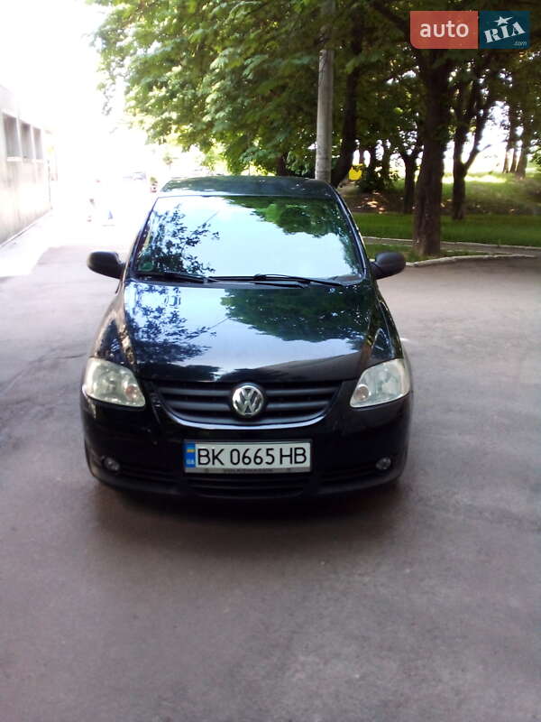 Хетчбек Volkswagen Fox 2010 в Рівному