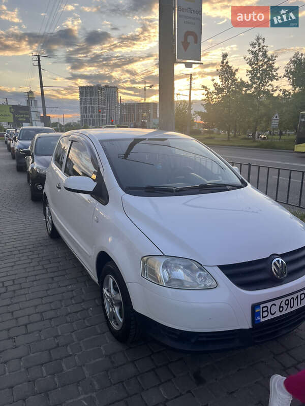 Хэтчбек Volkswagen Fox 2010 в Львове