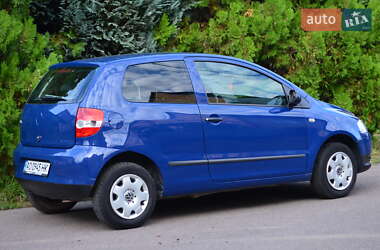 Хэтчбек Volkswagen Fox 2005 в Хусте