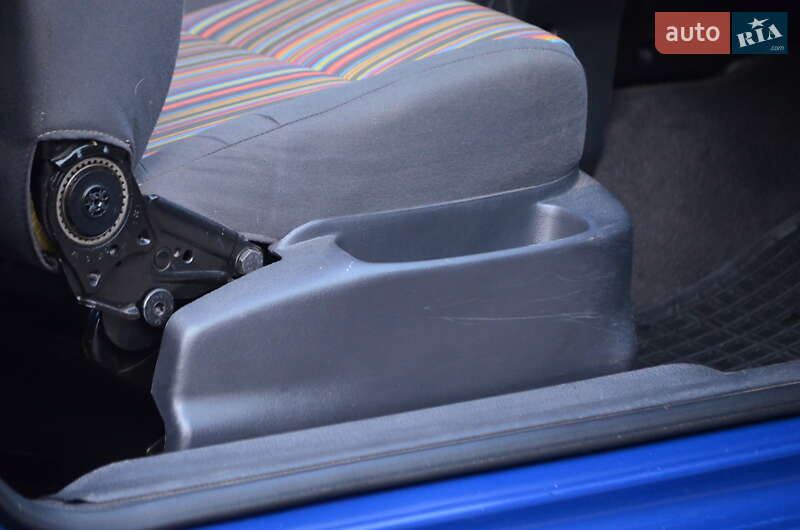 Хэтчбек Volkswagen Fox 2005 в Хусте