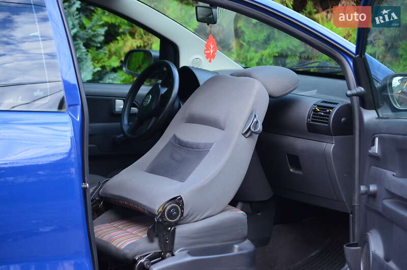 Хэтчбек Volkswagen Fox 2005 в Хусте