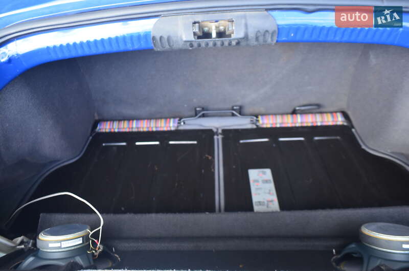 Хэтчбек Volkswagen Fox 2005 в Хусте