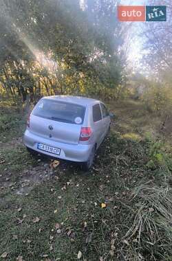 Хэтчбек Volkswagen Fox 2005 в 