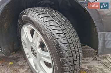 Хэтчбек Volkswagen Fox 2006 в  фото 13 Хэтчбек Volkswagen Fox 2006 в