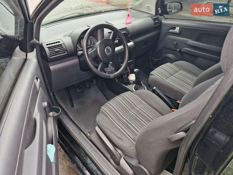 Хетчбек Volkswagen Fox 2006 в Києві фото 17 Хетчбек Volkswagen Fox 2006 в Києві