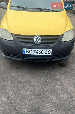 Хетчбек Volkswagen Fox 2006 в  Хетчбек Volkswagen Fox 2006 в