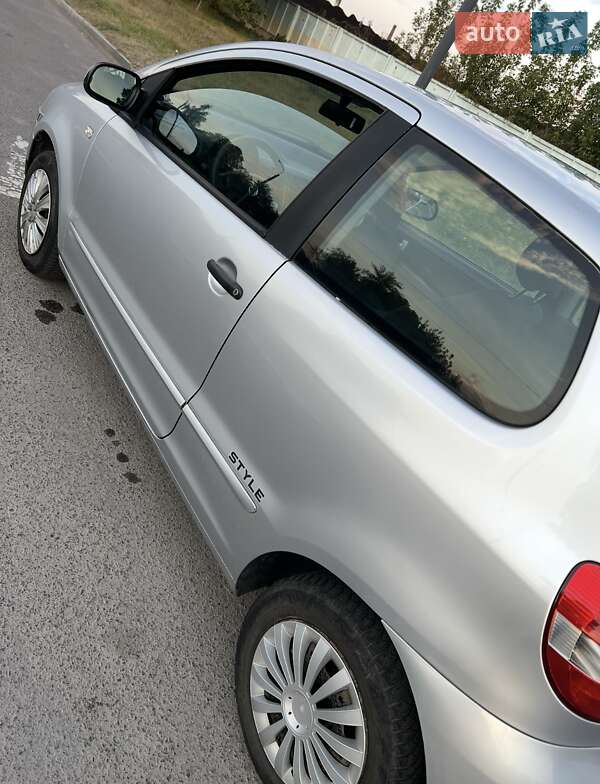 Хэтчбек Volkswagen Fox 2010 в Ровно фото 2 Хэтчбек Volkswagen Fox 2010 в Ровно