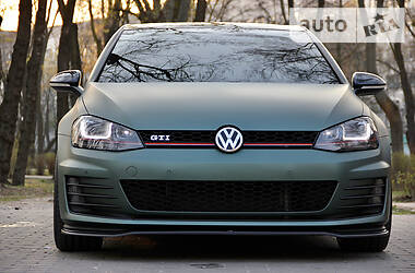 Хетчбек Volkswagen Gol 2015 в 