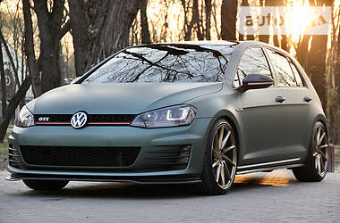 Хетчбек Volkswagen Gol 2015 в 