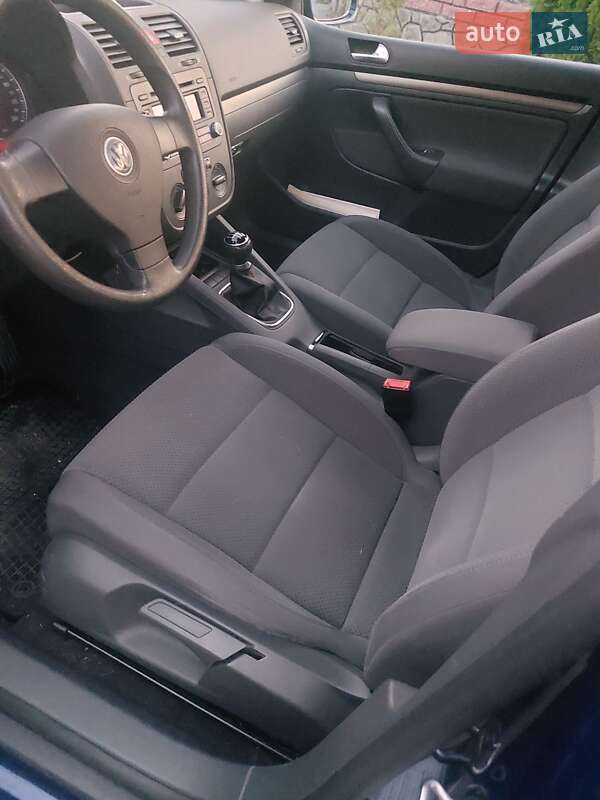 Хэтчбек Volkswagen Gol 2005 в Калиновке