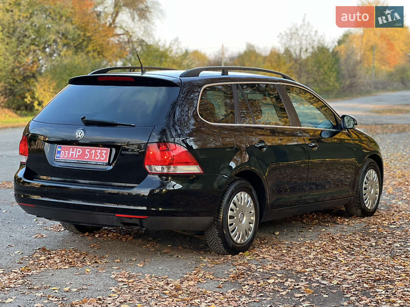 Хетчбек Volkswagen Gol 2010 в Тернополі