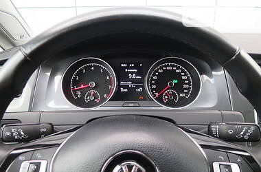 Универсал Volkswagen Golf Alltrack 2016 в Киеве