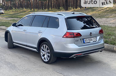 Универсал Volkswagen Golf Alltrack 2016 в Харькове