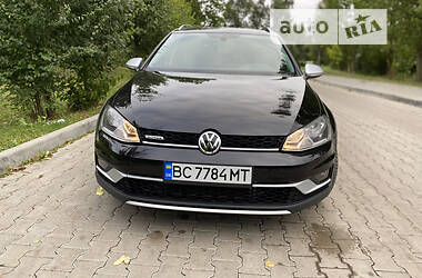 Універсал Volkswagen Golf Alltrack 2016 в Тернополі