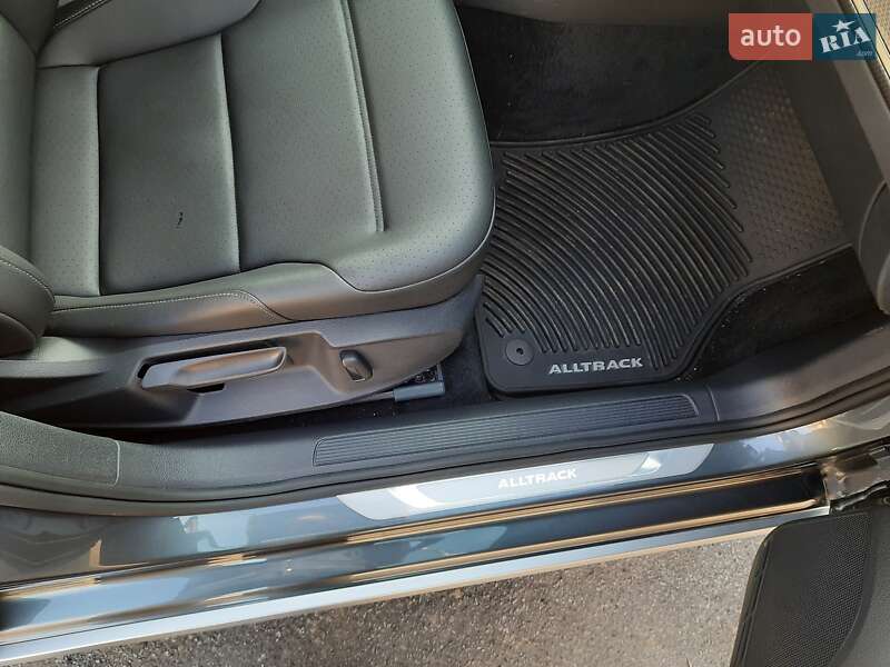 Универсал Volkswagen Golf Alltrack 2018 в Львове