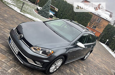 Универсал Volkswagen Golf Alltrack 2016 в Виннице