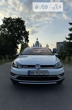 Універсал Volkswagen Golf Alltrack 2018 в Вінниці