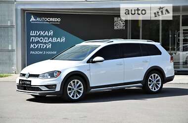 Універсал Volkswagen Golf Alltrack 2016 в Харкові