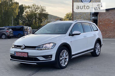 Универсал Volkswagen Golf Alltrack 2019 в Бережанах