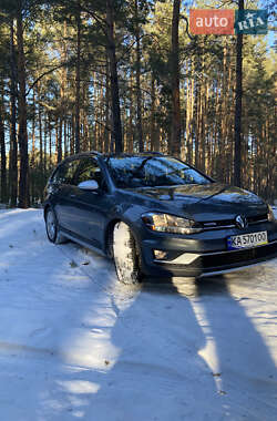 Універсал Volkswagen Golf Alltrack 2019 в Києві