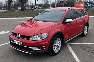 Універсал Volkswagen Golf Alltrack 2016 в Житомирі