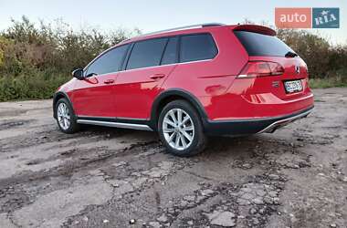 Універсал Volkswagen Golf Alltrack 2016 в 