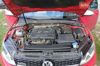 Універсал Volkswagen Golf Alltrack 2016 в 