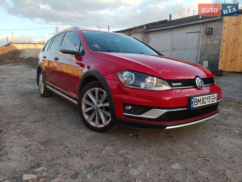 Універсал Volkswagen Golf Alltrack 2016 в 