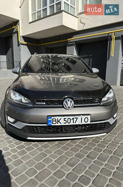 Универсал Volkswagen Golf Alltrack 2016 в 