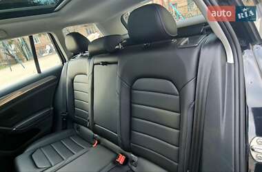 Універсал Volkswagen Golf Alltrack 2017 в 
