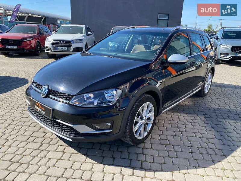 Універсал Volkswagen Golf Alltrack 2016 в Львові