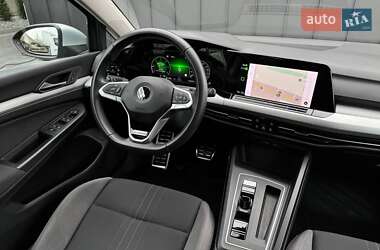 Универсал Volkswagen Golf Alltrack 2021 в 