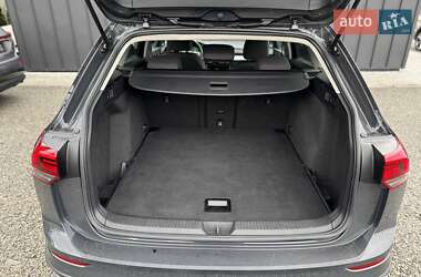 Универсал Volkswagen Golf Alltrack 2021 в 