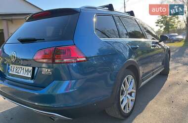 Универсал Volkswagen Golf Alltrack 2017 в 