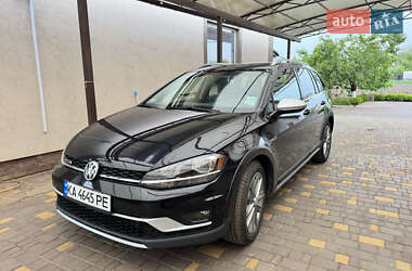 Универсал Volkswagen Golf Alltrack 2017 в Василькове
