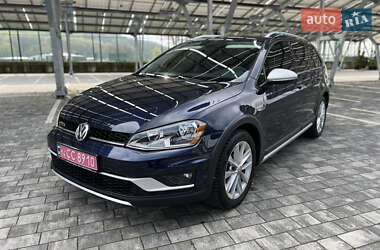 Универсал Volkswagen Golf Alltrack 2017 в Львове