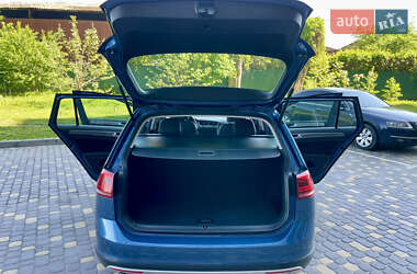Універсал Volkswagen Golf Alltrack 2017 в 