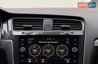 Універсал Volkswagen Golf Alltrack 2018 в 