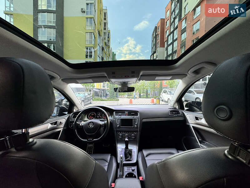 Універсал Volkswagen Golf Alltrack 2016 в Ірпені фото 7 Універсал Volkswagen Golf Alltrack 2016 в Ірпені