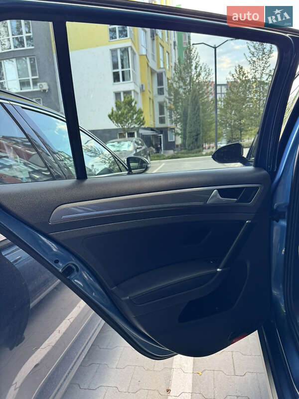 Універсал Volkswagen Golf Alltrack 2016 в Ірпені фото 9 Універсал Volkswagen Golf Alltrack 2016 в Ірпені