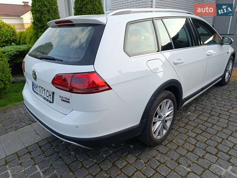 Универсал Volkswagen Golf Alltrack 2016 в Житомире
