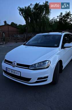 Універсал Volkswagen Golf Alltrack 2015 в Гайвороні