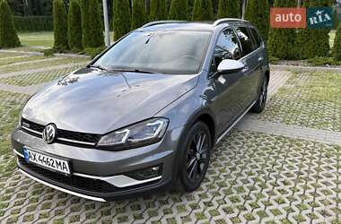 Универсал Volkswagen Golf Alltrack 2016 в 